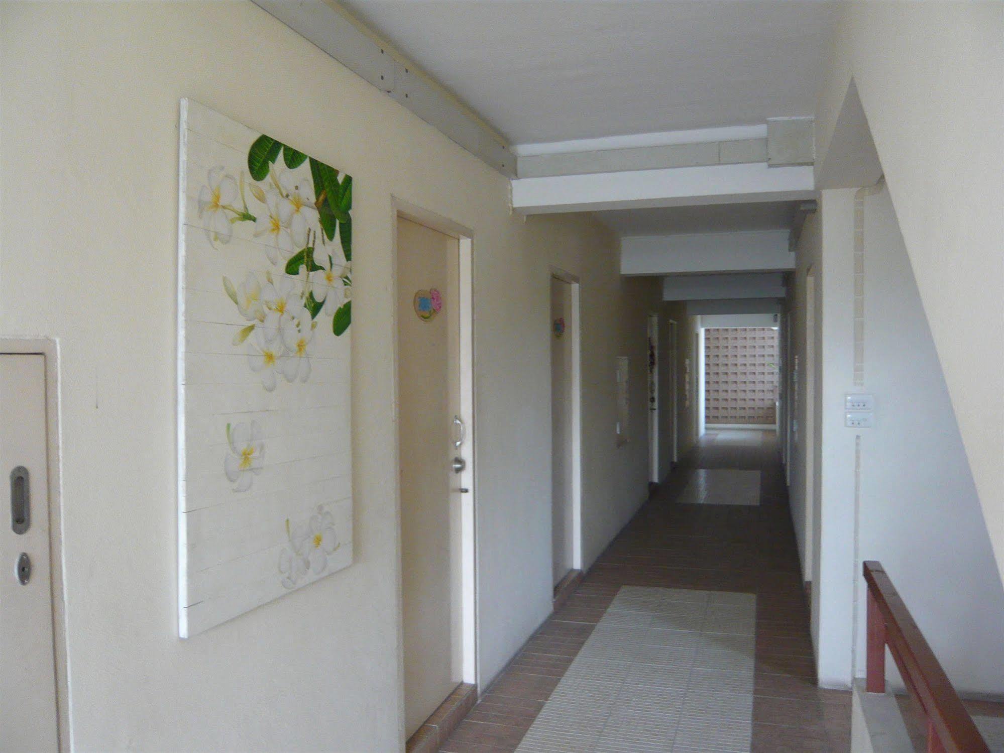 Thanapa Place Банкок Екстериор снимка